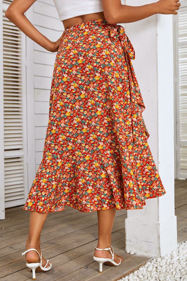 jupe fleurie rouge vue de dos pres