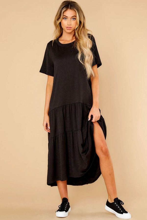 robe longue boheme noire col rond vue de face